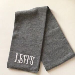 Levi's knit scarf UNISEX NWOT